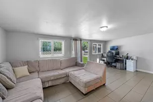 8828 Hillslope Ave, Spring Valley, CA 91977 - Photo 14