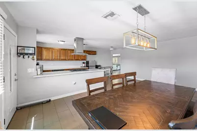 8828 Hillslope Avenue, Spring Valley, CA 91977 - Photo 6