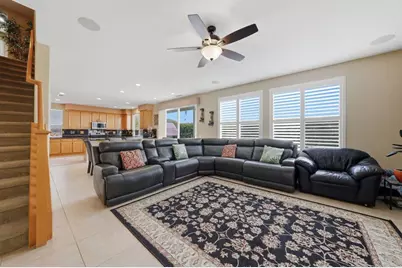 344 Plaza Los Osos, Chula Vista, CA 91914 - Photo 2
