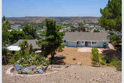 13050 Tuscarora Drive, Poway, CA 92064 - Photo 2