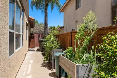 556 Padrone Pl, Chula Vista, CA 91910 - Photo 36