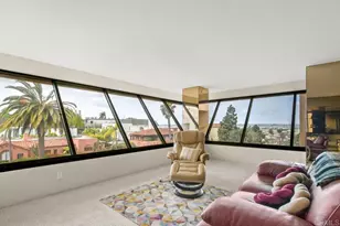 230 W Laurel St, San Diego, CA 92101 - Photo 2