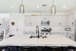 1664 Whitmore Loop, Chula Vista, CA 91913 - Photo 12