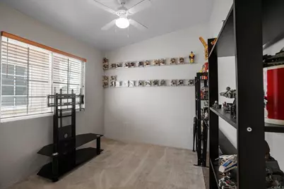 2760 Menlo Avenue, San Diego, CA 92105 - Photo 14