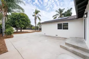2451 Calle Chanate, San Diego, CA 92139 - Photo 32