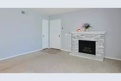 244 Riverview Way, Oceanside, CA 92057 - Photo 8
