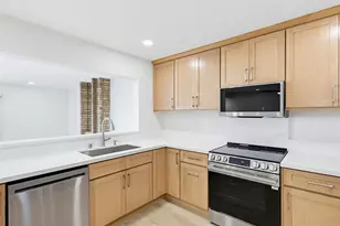 43 Montego Ct, Coronado, CA 92118 - Photo 22