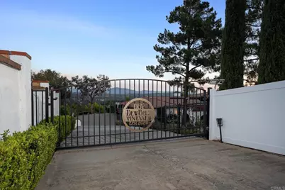 2763 W Victoria Dr, Alpine, CA 91901 - Photo 4