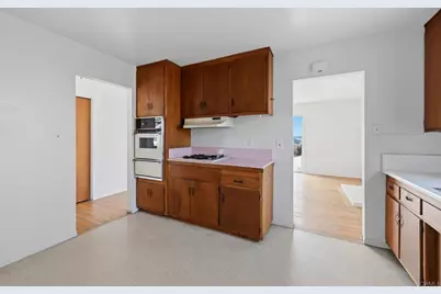 2642 Calle Quebrada, San Diego, CA 92139 - Photo 10