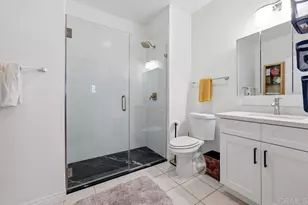 8310 Regents Rd, San Diego, CA 92122 - Photo 4