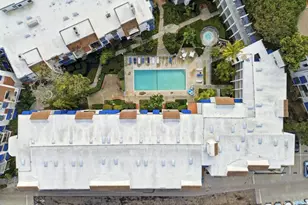 8310 Regents Rd, San Diego, CA 92122 - Photo 24