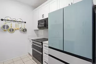 8310 Regents Rd, San Diego, CA 92122 - Photo 4