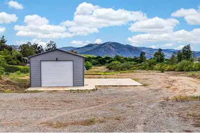 15475 Sierra Grande, Valley Center, CA 92082 - Photo 18