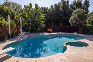 1078 Robertson Dr, Escondido, CA 92025 - Photo 8