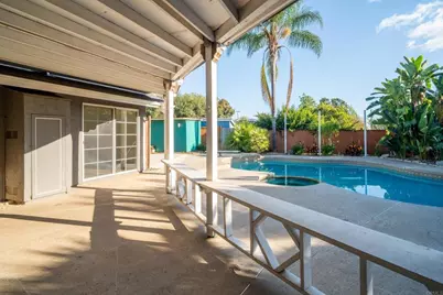 1078 Robertson Drive, Escondido, CA 92025 - Photo 6