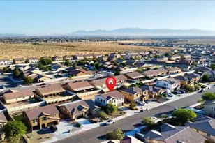 14361 Pioneer Way, Victorville, CA 92394 - Photo 28