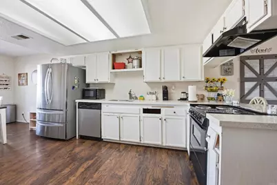 569 E Street #37, Chula Vista, CA 91910 - Photo 4
