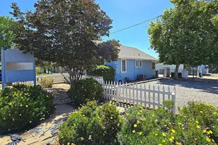 1144 D St, Ramona, CA 92065 - Photo 2