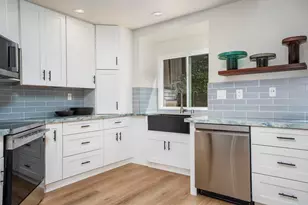10717 Matinal Cir, San Diego, CA 92127 - Photo 6