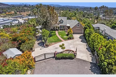746 Sunrise Drive, Vista, CA 92084 - Photo 40