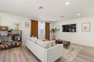 32184 Rambling Ct, Winchester, CA 92596 - Photo 8