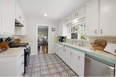 8917 Lemon Avenue, La Mesa, CA 91941 - Photo 22