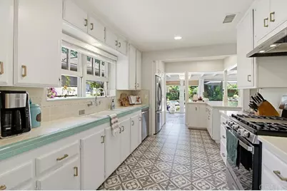 8917 Lemon Avenue, La Mesa, CA 91941 - Photo 24