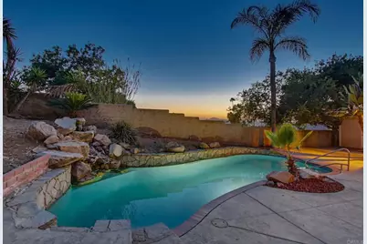 925 E Chase Avenue, El Cajon, CA 92020 - Photo 6