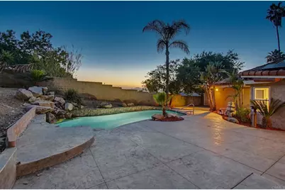 925 E Chase Avenue, El Cajon, CA 92020 - Photo 2
