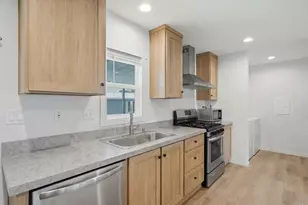 2700 E Valley Parkway, Escondido, CA 92027 - Photo 6