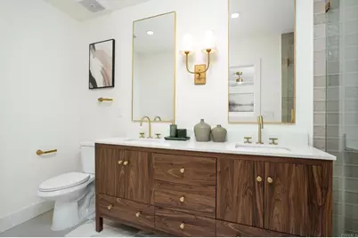 18438 Los Alimos St, Northridge, CA 91326 - Photo 14