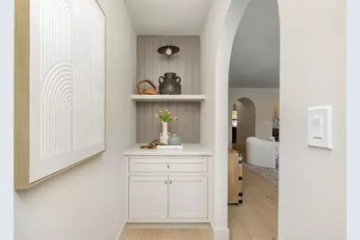 7807 Agnew Ave, Los Angeles, CA 90045 - Photo 12