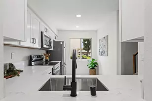 134 Espanas, Escondido, CA 92026 - Photo 6