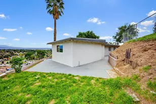 304 Edgerton Dr, San Bernardino, CA 92405 - Photo 12
