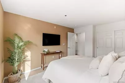 1970 Columbia St #304, San Diego, CA 92101 - Photo 16