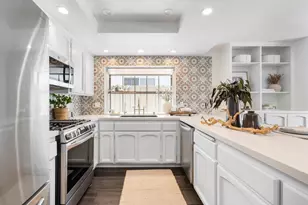 274 J Ave, Coronado, CA 92118 - Photo 22