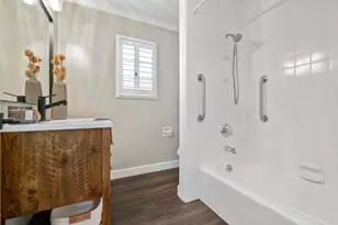 274 J Ave, Coronado, CA 92118 - Photo 12