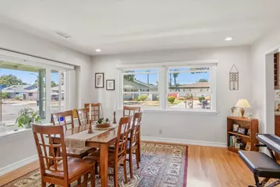 118 N Ashford Place, Fullerton, CA 92831 - Photo 10