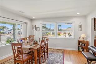 118 N Ashford Pl, Fullerton, CA 92831 - Photo 10