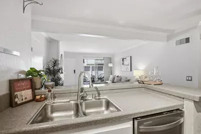 9209 Village Glen Drive #143, San Diego, CA 92123 - Photo 8