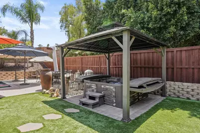 11285 Figtree Terrace Road, Corona, CA 92883 - Photo 52