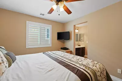 11285 Figtree Terrace Road, Corona, CA 92883 - Photo 22