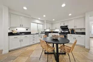 5323 Topsail Dr, San Diego, CA 92154 - Photo 8