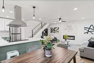 7833 Camino Huerta, San Diego, CA 92122 - Photo 2