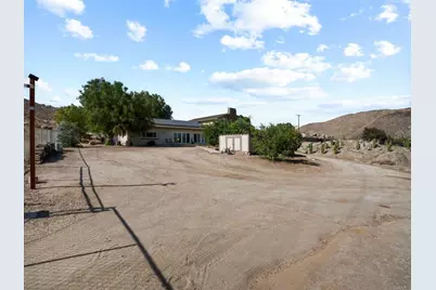 23621 California Avenue, Hemet, CA 92545 - Photo 22