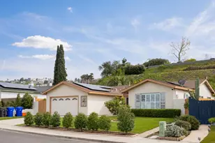 5747 Bounty St, San Diego, CA 92120 - Photo 2