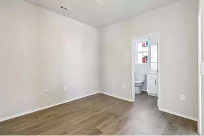 571 Toledo Way Pacifica Drive ##164, Oceanside, CA 92057 - Photo 6