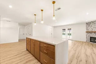 737 Alta Vista Dr, Vista, CA 92084 - Photo 14