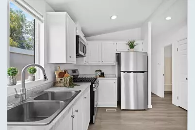 10001 Dunbar #20, El Cajon, CA 92021 - Photo 2