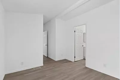 10001 Dunbar #20, El Cajon, CA 92021 - Photo 12
